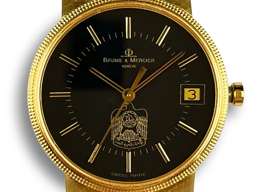 Title: Dress Style
Brand: Baume & Mercier
Model: Dress Style
Ref: 1830
Category: Dress
Diameter: 32mm
Functions: Dato
Year: 1980
Price: 45000
Condition: undefined
Dial Color: Sort
Strap: Andet
Case material: Guld
Gender: Unisex
Match: 100.0%
Billedet er ejet af Ole Mathiesen (101853) Et Baume & Mercier ur