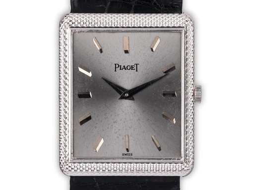 Title: Protocole 18ct white gold
Brand: Piaget
Model: Protocole
Ref: 9152-2
Category: Dress
Diameter: 24mm
Functions: 
Year: 1960
Price: 31800
Condition: undefined
Dial Color: Sølv
Strap: Læder
Case material: Guld
Gender: Dame
Match: 100.0%
Billedet er ejet af Ole Mathiesen (101843) Et Piaget ur