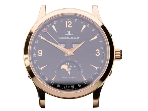 Title: Master Ultra Calender (New)
Brand: Jaeger-LeCoultre
Model: Master Ultra Calendar
Ref: 140.2.98.s
Category: Dress
Diameter: 37mm
Functions: Dato, Ugedag, Månefase
Year: null
Price: 59985
Condition: undefined
Dial Color: Sort
Strap: Læder
Case material: Guld
Gender: Herre
Match: 100.0%
Billedet er ejet af Ole Mathiesen (487000) Et Jaeger-LeCoultre ur