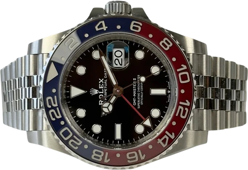 Titel: GMT-Master II 126710BLRO “Pepsi” 2025
Mærke: Rolex
Model: GMT-Master II
Ref.: 126710BLRO
Årgang: 2025
Tilbehør: Boks og Papirer
Stand: 9.5 (Brugt)
Pris: 165.000 kr.
Diameter: 40mm
Funktioner: GMT, Dato
Skivefarve: Sort
Rem: Metal
Kassemateriale: Stål
Kategori: Sport
Køn: Herre
Match: 100.0%
Billedet ejes af Stæhr Preowned (1052872) Et Rolex ur