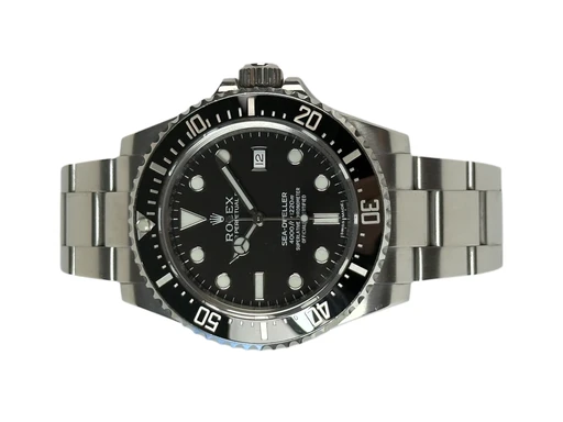 Title: Sea-Dweller SD4000 116600
Brand: Rolex
Model: Sea-Dweller SD4000
Ref: 116600
Category: Dykker
Diameter: 40mm
Functions: Dato
Year: 2016
Price: 88000
Condition: undefined
Dial Color: Sort
Strap: Metal
Case material: Stål
Gender: Herre
Match: 100.0%
Billedet er ejet af Stæhr Preowned (335016) Et Rolex ur