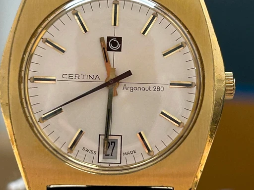 Et Certina ur