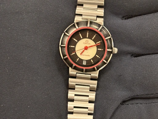 Title: Seamaster Dynamic II
Brand: Omega
Model: Seamaster Dynamic II
Ref: 427-8104
Category: Dress
Diameter: 26mm
Functions: Dato
Year: 1984
Price: 3300
Condition: 7.0
Dial Color: Sort
Strap: Metal
Case material: Stål
Gender: Dame
Match: 100.0%
Billedet er ejet af Studts Vintage (152739) Et Omega ur