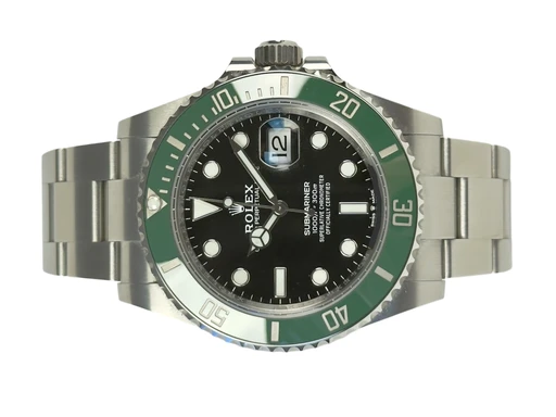 Title: Submariner 126610LV (Starbucks)
Brand: Rolex
Model: Submariner
Ref: 126610LV
Category: Dykker
Diameter: 41mm
Functions: Dato
Year: 2022
Price: 103000
Condition: undefined
Dial Color: Sort
Strap: Metal
Case material: Stål
Gender: Herre
Match: 100.0%
Billedet er ejet af Stæhr Preowned (285769) Et Rolex ur