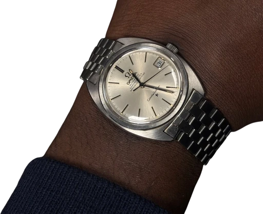 Title: Constellation Chronometer “C-Case” – Cal. 564 – Vintage 1969
Brand: Omega
Model: Constellation Chronometer
Ref: ST 168.017
Category: Dress
Diameter: 36mm
Functions: Dato
Year: 1969
Price: 12500
Condition: 8.0
Dial Color: Sølv
Strap: Metal
Case material: Stål
Gender: Herre
Match: 100.0%
Billedet er ejet af Studts Vintage (903363) Et Omega ur