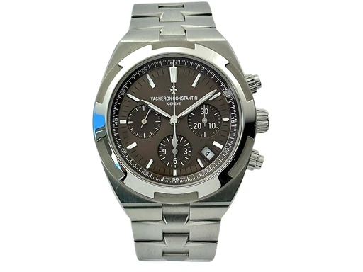 Title: Overseas 5500V
Brand: Vacheron Constantin
Model: Overseas
Ref: 5500V
Category: Sport
Diameter: 42mm
Functions: Kronograf, Dato
Year: 2017
Price: 340000
Condition: undefined
Dial Color: Brun
Strap: Metal
Case material: Stål
Gender: Herre
Match: 100.0%
Billedet er ejet af Stæhr Preowned (172097) Et Vacheron Constantin ur