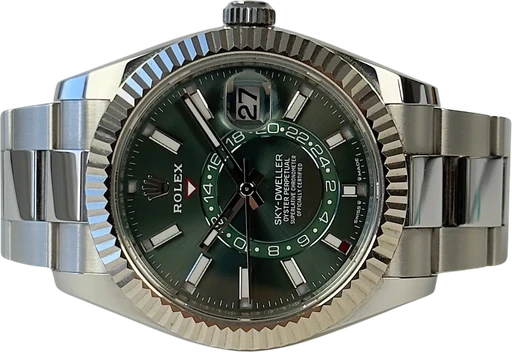 Titel: Sky-Dweller 336934 med Mint Green-skive
Mærke: Rolex
Model: Sky-Dweller
Ref.: 336934
Årgang: 2023
Tilbehør: Boks og Papirer
Stand: 8.5 (Brugt)
Pris: 160.000 kr.
Diameter: 42mm
Funktioner: Dato, GMT
Skivefarve: Grøn
Rem: Metal
Kassemateriale: Stål
Kategori: Sport
Køn: Herre
Match: 100.0%
Billedet ejes af Stæhr Preowned (1083102) Et Rolex ur