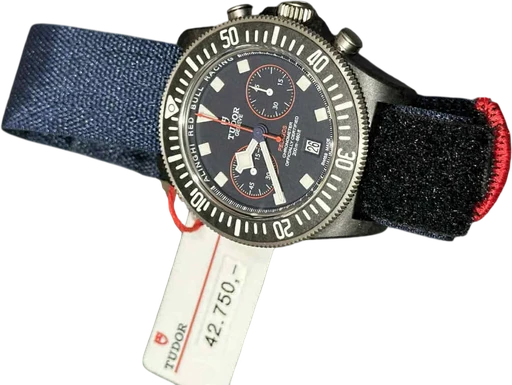 Title: Pelagos FXD Chrono – Alinghi Red Bull Racing Edition.
Brand: Tudor
Model: Pelagos FXD Chrono
Ref: M25807KN-0001
Category: Sport
Diameter: 43mm
Functions: Kronograf, Dato
Year:
Price: 39500
Condition: 10.0
Dial Color: Blå
Strap: Andet
Case material: Andet
Gender: Herre
Match: 100.0%
Billedet er ejet af Studts Vintage (614543) Et Tudor ur