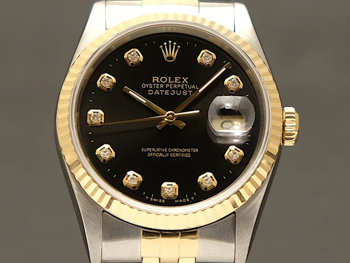 Title: Datejust 36 mm (New)
Brand: Rolex
Model: Datejust 36 mm
Ref: 16233
Category: Dress
Diameter: 36mm
Functions: Dato
Year: 1995
Price: 55995
Condition: undefined
Dial Color: Sort
Strap: Metal
Case material: Stål
Gender: Unisex
Match: 100.0%
Billedet er ejet af TimeToWatch (318851) Et Rolex ur