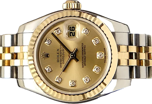 Titel: Datejust 26 mm (Nyhed)
Mærke: Rolex
Model: Datejust 26 mm
Ref.: 179173
Årgang: 2005
Tilbehør: Boks og Papirer
Stand: 9.0 (Brugt)
Pris: 63.995 kr.
Diameter: 26mm
Funktioner: Dato
Skivefarve: Guld
Rem: Metal
Kassemateriale: Stål
Kategori: Dress
Køn: Dame
Match: 100.0%
Billedet ejes af TimeToWatch (1070077) Et Rolex ur