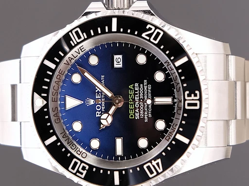 Title: Deepsea
Brand: Rolex
Model: Deepsea
Ref: 126660
Category: Dykker
Diameter: 44mm
Functions: Dato
Year: 2022
Price: 87995
Condition: undefined
Dial Color: Blå
Strap: Metal
Case material: Stål
Gender: Herre
Match: 100.0%
Billedet er ejet af TimeToWatch (193716) Et Rolex ur
