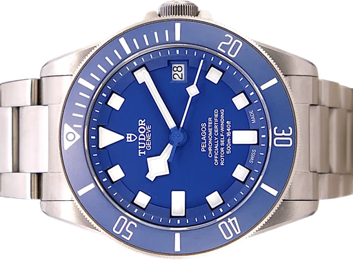 Titel: Pelagos 41 (Nyhed)
Mærke: Tudor
Model: Pelagos 41
Ref.: M25600TB
Kategori: Dykker
Diameter: 41mm
Funktioner: Dato
Årgang: 2022
Pris: 26995
Stand: 9.0 (Brugt)
Skivefarve:
Rem: Andet
Kassemateriale: Titanium
Køn: Herre
Match: 100.0%
Billedet ejes af TimeToWatch (950143) Et Tudor ur