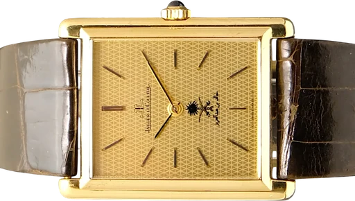 Title: Tank
Brand: Jaeger-LeCoultre
Model: Tank
Ref: 6129-21
Category: Dress
Diameter: 25mm
Functions:
Year: 1970
Price: 32995
Condition: 9.0
Dial Color: Guld
Strap: Læder
Case material: Guld
Gender: Dame
Match: 100.0%
Billedet er ejet af TimeToWatch (702160) Et Jaeger-LeCoultre ur