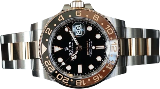 Title: GMT-Master II 126711CHNR – Dansk AD (New)
Brand: Rolex
Model: GMT-Master II 126711CHNR
Ref: null
Category: Sport
Diameter: 40mm
Functions: GMT, Dato
Year: 2023
Price: 128000
Condition: 9.0
Dial Color: Sort
Strap: Metal
Case material: Stål
Gender: Herre
Match: 100.0%
Billedet er ejet af TimeCollect (815500) Et Rolex ur