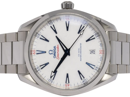 Title: Seamaster Aqua Terra 41 “Beijling 2022” Hvid, Stål
Brand: Omega
Model: Seamaster Aqua Terra
Ref: 522.10.41.21.04.001
Category: Sport
Diameter: 41mm
Functions: Dato
Year: 2021
Price: 34900
Condition: undefined
Dial Color: Hvid
Strap: Metal
Case material: Stål
Gender: Herre
Match: 100.0%
Billedet er ejet af Urhandleren (102651) Et Omega ur