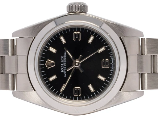 Title: Oyster Perpetual 26, Sort, Stål, Oyster
Brand: Rolex
Model: Oyster Perpetual
Ref: 76080
Category: Dress
Diameter: 26mm
Functions: Dato
Year: null
Price: 29900
Condition: undefined
Dial Color: Sort
Strap: Metal
Case material: Stål
Gender: Dame
Match: 100.0%
Billedet er ejet af Urhandleren (102683) Et Rolex ur