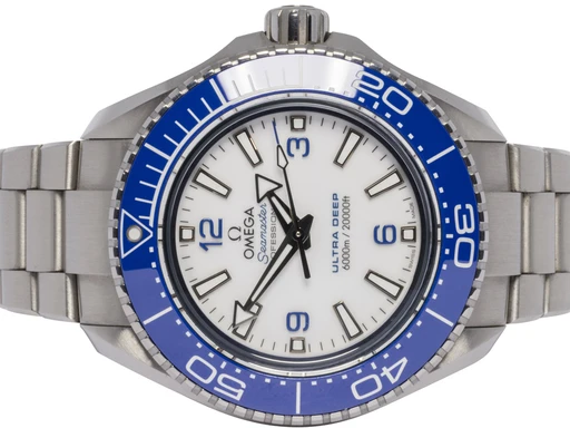 Title: Seamaster Planet Ocean 6000m 45.5, Blå, Stål
Brand: Omega
Model: Omega Seamaster Planet Ocean Ultra Deep
Ref: 215.30.46.21.04.001
Category: Dykker
Diameter: 45mm
Functions:
Year: 2023
Price: 89900
Condition: undefined
Dial Color: Hvid
Strap: Metal
Case material: Stål
Gender: Herre
Match: 100.0%
Billedet er ejet af Urhandleren (102550) Et Omega ur