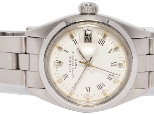 Title: Oyster Perpetual Date, Hvid, Stål, 26 mm
Brand: Rolex
Model: Oyster Perpetual Date
Ref: 6616
Category: Dress
Diameter: 26mm
Functions: Dato
Year: 1978
Price: 29900
Condition: 7.0
Dial Color: Hvid
Strap: Metal
Case material: Stål
Gender: Dame
Match: 100.0%
Billedet er ejet af Urhandleren (102690) Et Rolex ur