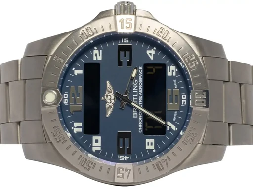Title: Aerospace Evo 43, Blå Titanium
Brand: Breitling
Model: Aerospace EVO
Ref: E79363101C1E1
Category: Pilot
Diameter: 43mm
Functions: Kronograf, GMT
Year: 2025
Price: 36900
Condition: 7.0
Dial Color: Blå
Strap: Metal
Case material: Titanium
Gender: Herre
Match: 100.0%
Billedet er ejet af Urhandleren (383314) Et Breitling ur