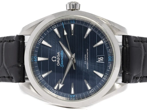 Title: Seamaster Aqua Terra 41, Blå, Stål, Læder
Brand: Omega
Model: Omega Seamaster Aqua Terra
Ref: 220.13.41.21.03.001
Category: Sport
Diameter: 41mm
Functions: Dato
Year: 2018
Price: 29900
Condition: undefined
Dial Color: Blå
Strap: Læder
Case material: Stål
Gender: Herre
Match: 100.0%
Billedet er ejet af Urhandleren (357247) Et Omega ur