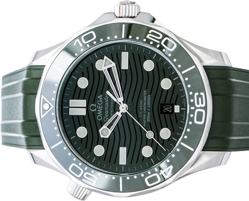 Title: Seamaster Diver 300 210.32.42.20.10.001
Brand: Omega
Model: Seamaster Diver 300
Ref: 210.32.42.20.10.001
Category: Dykker
Diameter: 42mm
Functions: Dato
Year: 2024
Price: 39500
Condition: 10.0
Dial Color: Grøn
Strap: Gummi
Case material: Stål
Gender: Herre
Match: 100.0%
Billedet er ejet af Urbørsen (102247) Et Omega ur
