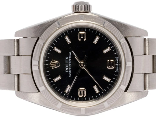 Title: Oyster Perpetual 26, Sort, Stål, Oyster
Brand: Rolex
Model: Oyster Perpetual
Ref: 76080
Category: Dress
Diameter: 26mm
Functions: Dato
Year: null
Price: 29900
Condition: undefined
Dial Color: Sort
Strap: Metal
Case material: Stål
Gender: Dame
Match: 100.0%
Billedet er ejet af Urhandleren (102682) Et Rolex ur