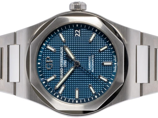 Title: Girard Perregaux Laureato 42, Blå, Stål
Brand: Girard-Perregaux
Model: Laureato
Ref: 81010-11-431-11A
Category: Dress
Diameter: 42mm
Functions: Dato
Year: 2021
Price: 124900
Condition: undefined
Dial Color: Blå
Strap: Metal
Case material: Stål
Gender: Herre
Match: 100.0%
Billedet er ejet af Urhandleren (102527) Et Girard-Perregaux ur