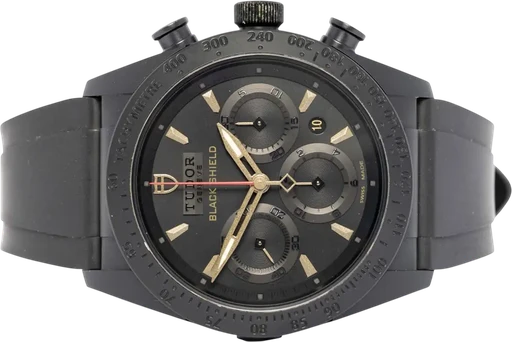 Titel: Fastrider Black Shield 42, Sort, Keramik, Gummi (Nyhed)
Mærke: Tudor
Model: FASTRIDER BLACK SHIELD
Ref.: 42000CN
Kategori: Sport
Diameter: 42mm
Funktioner: Kronograf, Dato
Årgang: 2014
Pris: 29900
Stand: 7.0 (Brugt)
Skivefarve: Sort
Rem: Gummi
Kassemateriale: Keramik
Køn: Herre
Match: 100.0%
Billedet ejes af Urhandleren (946649) Et Tudor ur
