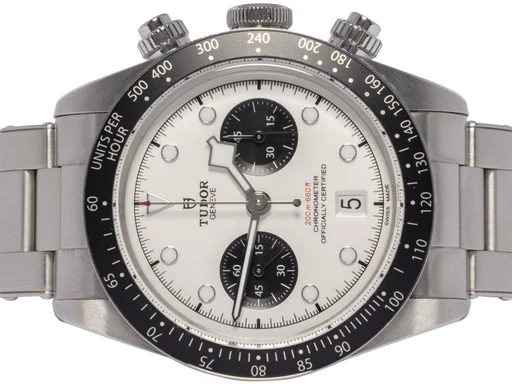 Title: Black Bay Chrono 41, Hvid, Stål
Brand: Tudor
Model: Black Bay Chrono
Ref: 79360n
Category: Racing
Diameter: 41mm
Functions: Kronograf, Dato
Year: 2022
Price: 44900
Condition: undefined
Dial Color: Hvid
Strap: Metal
Case material: Stål
Gender: Herre
Match: 100.0%
Billedet er ejet af Urhandleren (102621) Et Tudor ur