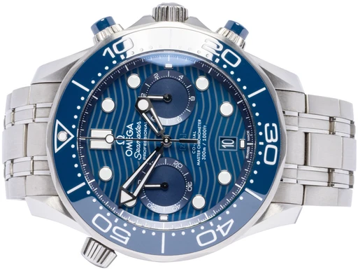 Title: Seamaster Diver 300m Chronograph 44, Blå, Stål
Brand: Omega
Model: Omega Seamaster Diver 300m
Ref: 210.30.44.51.03.001
Category: Dykker
Diameter: 44mm
Functions: Kronograf, Dato
Year: 2022
Price: 59900
Condition: undefined
Dial Color: Blå
Strap: Metal
Case material: Stål
Gender: Herre
Match: 100.0%
Billedet er ejet af Urhandleren (102591) Et Omega ur