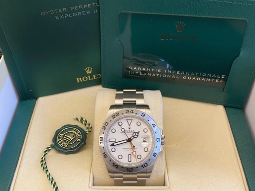 Title: Explorer 226570
Brand: Rolex
Model: Explorer
Ref: 226570
Category: Sport
Diameter: 42mm
Functions: Dato, GMT
Year: 2025
Price: 82500
Condition: 10.0
Dial Color: Hvid
Strap: Metal
Case material: Stål
Gender: Herre
Match: 100.0%
Billedet er ejet af Urbørsen (343369) Et Rolex ur