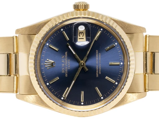 Title: Oyster Perpetual Date 34, Blå, Guld, Oyster
Brand: Rolex
Model: Oyster Perpetual Date
Ref: 15038
Category: Dress
Diameter: 34mm
Functions: Dato
Year: 1988
Price: 99900
Condition: undefined
Dial Color: Blå
Strap: Metal
Case material: Guld
Gender: Herre
Match: 100.0%
Billedet er ejet af Urhandleren (102543) Et Rolex ur