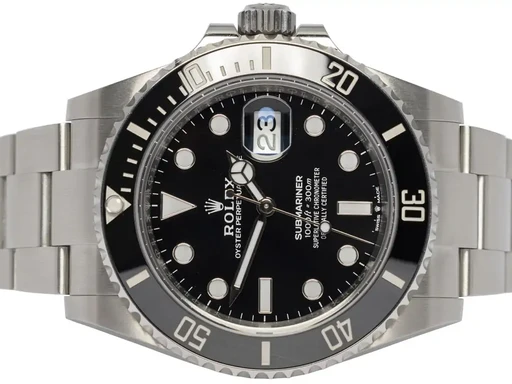 Title: Submariner Date 41, Sort, Stål, Oyster
Brand: Rolex
Model: Submariner Date
Ref: 126610LN
Category: Dykker
Diameter: 41mm
Functions: Dato
Year: 2021
Price: 94900
Condition: undefined
Dial Color: Sort
Strap: Metal
Case material: Stål
Gender: Herre
Match: 100.0%
Billedet er ejet af Urhandleren (464743) Et Rolex ur