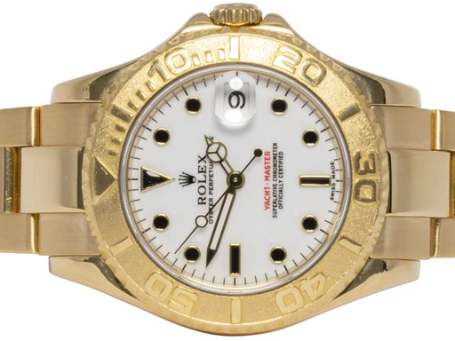 Title: Yacht-Master 35, Hvid, Guld, Oyster
Brand: Rolex
Model: Yacht-Master
Ref: 168628
Category: Dykker
Diameter: 35mm
Functions: Dato
Year: 2006
Price: 149900
Condition: undefined
Dial Color: Hvid
Strap: Metal
Case material: Guld
Gender: Herre
Match: 100.0%
Billedet er ejet af Urhandleren (102519) Et Rolex ur