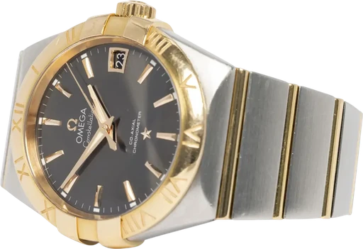 Titel: Constellation 38, Grå, Rødguld/Stål
Mærke: Omega
Model: Constellation
Ref.: 12320382106002
Årgang: 2016
Tilbehør: Boks og Papirer
Stand: 7.0 (Brugt)
Pris: 37.900 kr.
Diameter: 38mm
Funktioner: Dato
Skivefarve: Grå
Rem: Metal
Kassemateriale: Stål
Kategori: Dress
Køn: Herre
Match: 100.0%
Billedet ejes af Urhandleren (1053373) Et Omega ur