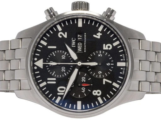 Title: Pilot’s Watch Chronograph 43, Sort, Stål
Brand: IWC
Model: IWC Pilot's Watch Chronograph
Ref: IW377710
Category: Pilot
Diameter: 43mm
Functions: Kronograf, Dato, Ugedag
Year: null
Price: 39900
Condition: undefined
Dial Color: Sort
Strap: Metal
Case material: Stål
Gender: Herre
Match: 100.0%
Billedet er ejet af Urhandleren (149375) Et IWC ur