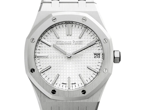 Title: Royal Oak 15510ST
Brand: Audemars Piguet
Model: Royal Oak
Ref: 15510ST.OO.1320ST.03
Category: Dress
Diameter: 41mm
Functions: Dato
Year: 2023
Price: null
Condition: undefined
Dial Color: Hvid
Strap: Metal
Case material: Stål
Gender: Herre
Match: 100.0%
Billedet er ejet af Urbørsen (102234) Et Audemars Piguet ur