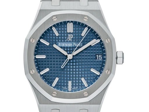 Title: Royal Oak 15500ST
Brand: Audemars Piguet
Model: Royal Oak
Ref: 15500ST.OO.1220ST.01
Category: Dress
Diameter: 41mm
Functions: Dato
Year: 2020
Price: null
Condition: undefined
Dial Color: Blå
Strap: Metal
Case material: Stål
Gender: Herre
Match: 100.0%
Billedet er ejet af Urbørsen (102233) Et Audemars Piguet ur