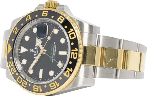 Titel: GMT-Master II 40, Sort, Guld/Stål, Oyster
Mærke: Rolex
Model: GMT-Master II
Ref.: 116713LN
Årgang: 2016
Tilbehør: Boks og Papirer
Pris: 99.900 kr.
Diameter: 40mm
Funktioner: Dato, GMT
Skivefarve: Sort
Rem: Metal
Kassemateriale: Stål
Kategori: Sport
Køn: Herre
Match: 100.0%
Billedet ejes af Urhandleren (1055104) Et Rolex ur
