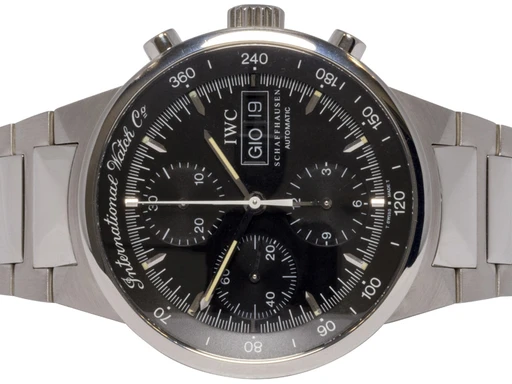 Title: GST Chronograph 39.5, Sort, Stål
Brand: IWC
Model: GST Chronograph
Ref: IW3707
Category: Sport
Diameter: 39mm
Functions: Kronograf, Dato
Year: 2001
Price: 29900
Condition: 7.0
Dial Color: Sort
Strap: Metal
Case material: Stål
Gender: Herre
Match: 100.0%
Billedet er ejet af Urhandleren (178135) Et IWC ur