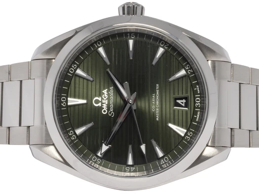Title: Seamaster Aqua Terra 41, Grøn, Stål
Brand: Omega
Model: Omega Seamaster Aqua Terra
Ref: 220.10.41.21.10.001
Category: Sport
Diameter: 41mm
Functions: Dato
Year: 2022
Price: 34900
Condition: undefined
Dial Color: Grøn
Strap: Metal
Case material: Stål
Gender: Herre
Match: 100.0%
Billedet er ejet af Urhandleren (171989) Et Omega ur