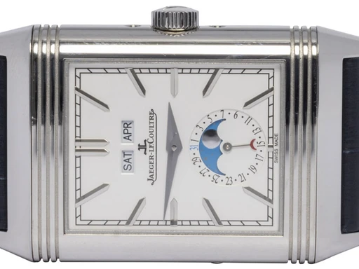 Title: Reverso Tribute Duo-Face Calendar, Moonphase Sølv, Blå, Stål
Brand: Jaeger-LeCoultre
Model: Reverso
Ref: Q3918420
Category: Dress
Diameter: 30mm
Functions: Dato, Ugedag, Månefase, GMT
Year: 2024
Price: 109900
Condition: undefined
Dial Color: Sølv
Strap: Læder
Case material: Stål
Gender: Herre
Match: 100.0%
Billedet er ejet af Urhandleren (153503) Et Jaeger-LeCoultre ur