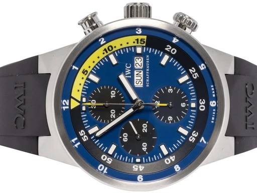 Title: Aquatimer Chronograph Automatic 44, Blå, Stål, Gummi
Brand: IWC
Model: Aquatimer Chronograph
Ref: IW378203
Category: Dykker
Diameter: 44mm
Functions: Kronograf, Dato, Ugedag
Year: 2008
Price: 41900
Condition: undefined
Dial Color: Blå
Strap: Gummi
Case material: Stål
Gender: Herre
Match: 100.0%
Billedet er ejet af Urhandleren (102628) Et IWC ur