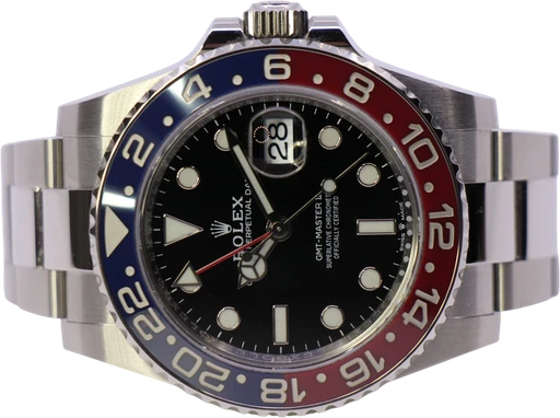 Title: Gmt-Master II 126710Blro – Dansk Ad *Reserveret (Pepsi)
Brand: Rolex
Model: GMT - Master II
Ref: 126710BLRO
Category: Sport
Diameter: 40mm
Functions: Dato, GMT
Year: 2022
Price: 135000
Condition: 9.9
Dial Color: Sort
Strap: Metal
Case material: Stål
Gender: Herre
Match: 100.0%
Billedet er ejet af WeWatches (567339) Et Rolex ur