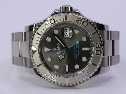 Title: Yacht-Master 40Mm 126622 – New 09/2025
Brand: Rolex
Model: Yacht-Master 40
Ref: 126622
Category: Sport
Diameter: 40mm
Functions: Dato
Year: 2025
Price: 109000
Condition: undefined
Dial Color: Grå
Strap: Metal
Case material: Stål
Gender: Herre
Match: 100.0%
Billedet er ejet af WeWatches (403482) Et Rolex ur
