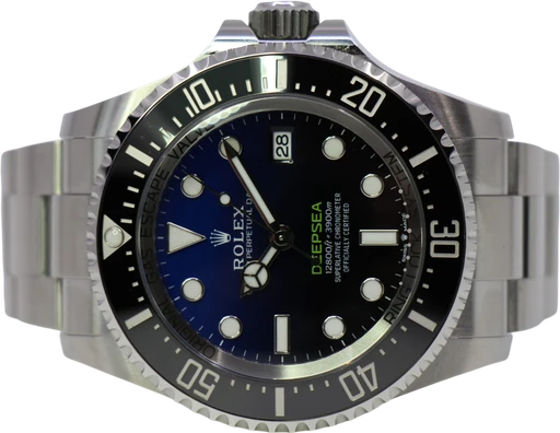 Titel: Deepsea Sea-Dweller Blue 136660 – New 08/2026 (Nyhed)
Mærke: Rolex
Model: Deepsea Sea-Dweller
Ref.: 136660
Årgang: 2026
Tilbehør: Boks og Papirer
Stand: 10.0 (Nyt)
Pris: 122.000 kr.
Diameter: 44mm
Funktioner: Dato
Skivefarve: Blå
Rem: Metal
Kassemateriale: Stål
Kategori: Dykker
Køn: Herre
Match: 100.0%
Billedet ejes af WeWatches (1101914) Et Rolex ur