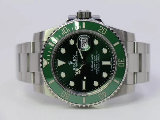 Title: Submariner Date 116610Lv 07/2021 – New Card (Hulk)
Brand: Rolex
Model: Submariner Date
Ref: 116610LV
Category: Dykker
Diameter: 40mm
Functions: Dato
Year: 2021
Price: 165000
Condition: undefined
Dial Color: Grøn
Strap: Metal
Case material: Stål
Gender: Herre
Match: 100.0%
Billedet er ejet af WeWatches (232680) Et Rolex ur