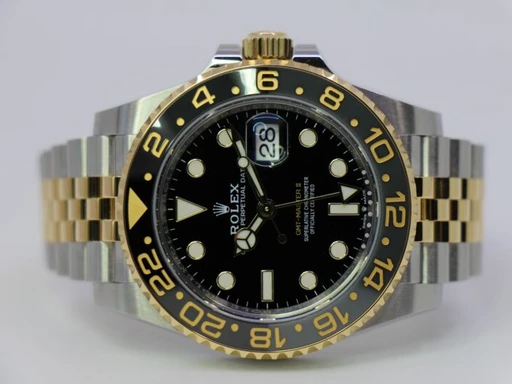 Title: Gmt-Master II 126713Grnr – New (Zombie)
Brand: Rolex
Model: GMT - Master II
Ref: 126713GRNR
Category: Sport
Diameter: 40mm
Functions: Dato, GMT
Year: 2025
Price: 142000
Condition: undefined
Dial Color: Sort
Strap: Metal
Case material: Stål
Gender: Herre
Match: 100.0%
Billedet er ejet af WeWatches (173804) Et Rolex ur