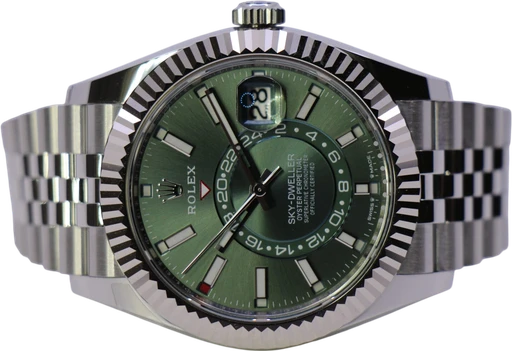 Title: Sky-Dweller 336934 – New 11/2025 *Reserveret
Brand: Rolex
Model: Sky-Dweller
Ref: 336934
Category: Dress
Diameter: 42mm
Functions: Dato, GMT
Year: 2025
Price: 177000
Condition: 10.0
Dial Color: Grøn
Strap: Metal
Case material: Stål
Gender: Herre
Match: 100.0%
Billedet er ejet af WeWatches (531090) Et Rolex ur