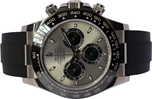 Title: Cosmograph Daytona 116519Ln – Like New 07/2020 (New)
Brand: Rolex
Model: Cosmograph Daytona
Ref: 116519LN
Category: Racing
Diameter: 40mm
Functions: Kronograf
Year: 2020
Price: 279000
Condition: 9.5
Dial Color: Grå
Strap: Andet
Case material: Guld
Gender: Herre
Match: 100.0%
Billedet er ejet af WeWatches (652875) Et Rolex ur
